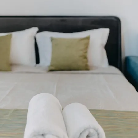 House, Nirvana Ii, דירה