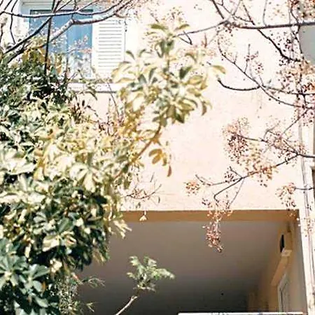 House, Nirvana Ii, Apartmán *