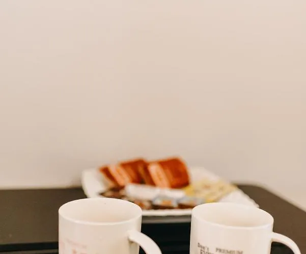 Apartman House, Nirvana Ii,